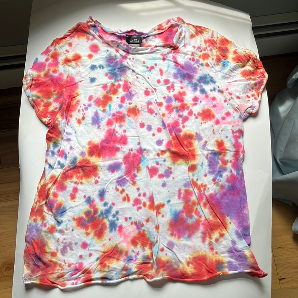 Rue21 Tie Dye Multicolor Tee. Size Small —Used in great condition